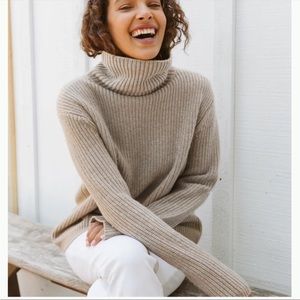 NWOT Jenni Kayne Cashmere Turtleneck Sweater